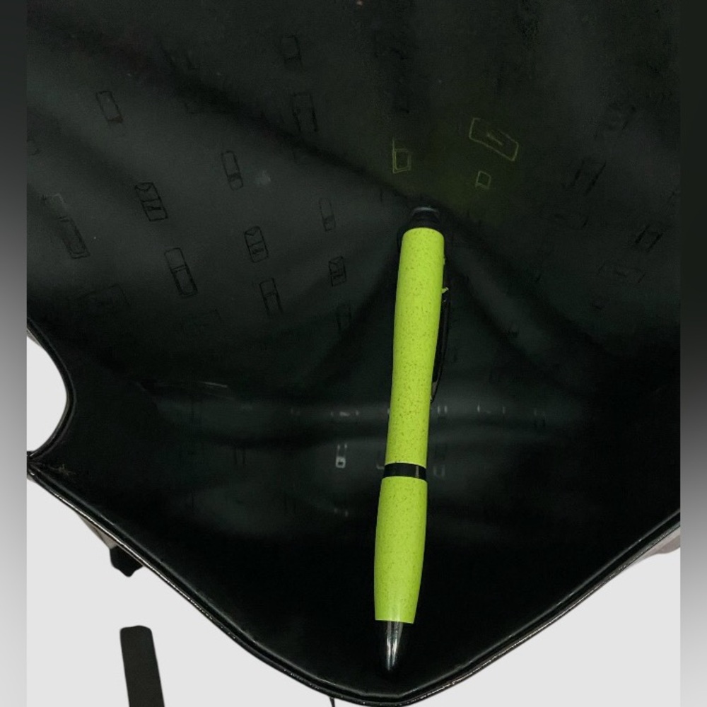 Christian Dior beauté makeup bag - Picture 6 of 13
